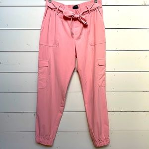 Banana Republic Tie Waist Cargo pants. Women’s SZ S